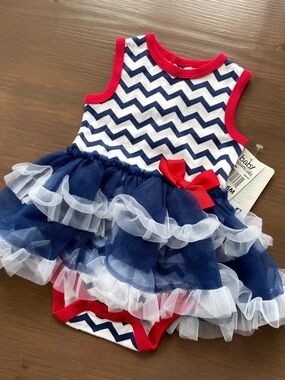 NWT Baby Essentials 4th of July Red White Blue Bodysuit Romper w/ Mesh Skirt 6M